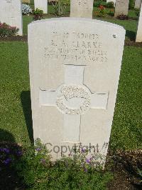 Cairo War Memorial Cemetery - Clarke, Aaron Anderson