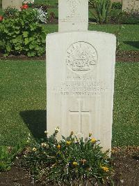 Cairo War Memorial Cemetery - Clifford, William Charles