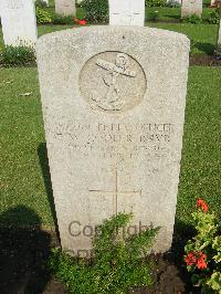 Cairo War Memorial Cemetery - Cooper, F W