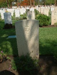 Cairo War Memorial Cemetery - Coulson, Robert