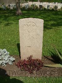 Cairo War Memorial Cemetery - Crosbie, R H