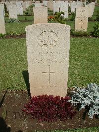 Cairo War Memorial Cemetery - Davis, Ben