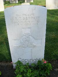 Cairo War Memorial Cemetery - Dilworth, J T T