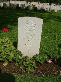 Cairo War Memorial Cemetery - Eke, Walter Thomas