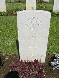 Cairo War Memorial Cemetery - Faulkner, Horace