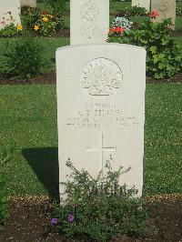 Cairo War Memorial Cemetery - Fellows, Charles David