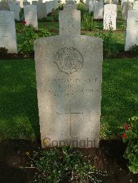 Cairo War Memorial Cemetery - Field, F