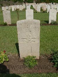 Cairo War Memorial Cemetery - Fife, G