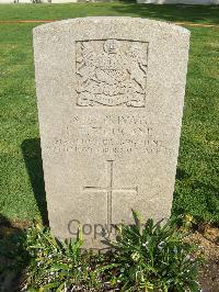 Cairo War Memorial Cemetery - Finucane, Frederick Thorley