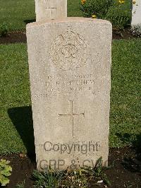 Cairo War Memorial Cemetery - Fitchew, David Francis