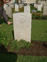 Cairo War Memorial Cemetery - Flood, Leonard Henry