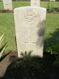 Cairo War Memorial Cemetery - Furley, J D