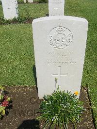 Cairo War Memorial Cemetery - Gibbs, W