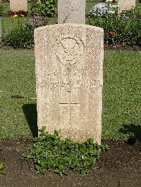 Cairo War Memorial Cemetery - Glover, Francis Edgar