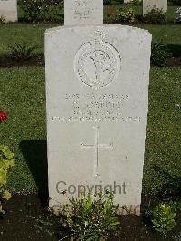 Cairo War Memorial Cemetery - Gorbutt, Cyril