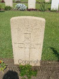 Cairo War Memorial Cemetery - Grimshaw, H