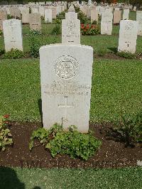 Cairo War Memorial Cemetery - Gulliver, Ralph Walter Victor