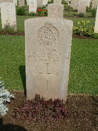 Cairo War Memorial Cemetery - Hartnell, E B