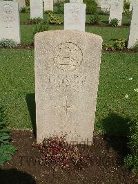 Cairo War Memorial Cemetery - Henwood, John Edwin