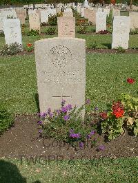 Cairo War Memorial Cemetery - Heywood, W