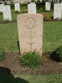 Cairo War Memorial Cemetery - Howell, Francis George