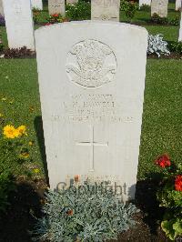 Cairo War Memorial Cemetery - Howells, Charles Morris