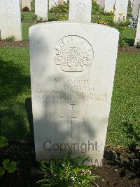 Cairo War Memorial Cemetery - Howlett, Albert Reginald