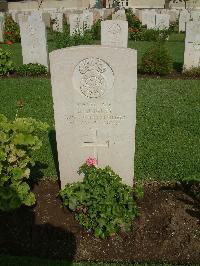 Cairo War Memorial Cemetery - Hughes, Owen