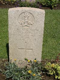 Cairo War Memorial Cemetery - Ingoldby, S