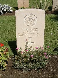 Cairo War Memorial Cemetery - Kenny, James William