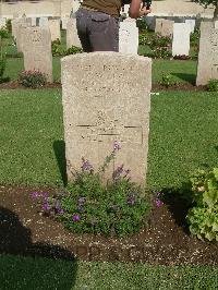 Cairo War Memorial Cemetery - Kew, C W