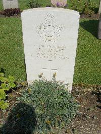 Cairo War Memorial Cemetery - Knight, James Burghleigh Caxton