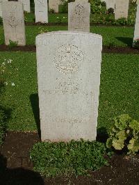 Cairo War Memorial Cemetery - Laing, David