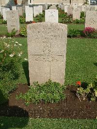 Cairo War Memorial Cemetery - Leeds, R G