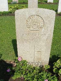 Cairo War Memorial Cemetery - Letts, G