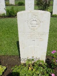 Cairo War Memorial Cemetery - Lloyd-Hughes, Richard Noel