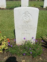 Cairo War Memorial Cemetery - Lloyd, Alfred