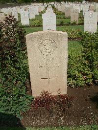 Cairo War Memorial Cemetery - Lowe, Robert