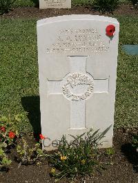 Cairo War Memorial Cemetery - Luxton, Alan Douglas