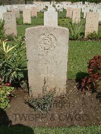 Cairo War Memorial Cemetery - Lynch, O