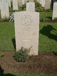 Cairo War Memorial Cemetery - Marsh, F