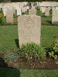 Cairo War Memorial Cemetery - Marshall, E