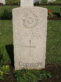 Cairo War Memorial Cemetery - McCormack, Edward