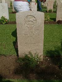 Cairo War Memorial Cemetery - McCulloch, J A