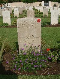 Cairo War Memorial Cemetery - McDonald, William Adair