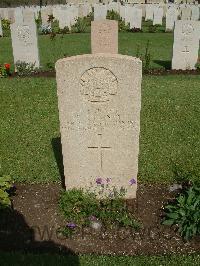 Cairo War Memorial Cemetery - McKinty, Thomas