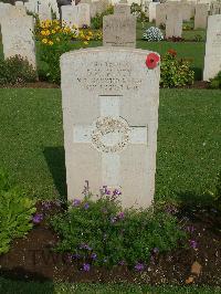 Cairo War Memorial Cemetery - McVey, Daniel Morrison