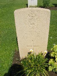 Cairo War Memorial Cemetery - Mobbs, William Percy