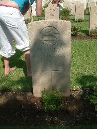 Cairo War Memorial Cemetery - Morris, R