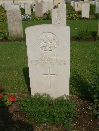 Cairo War Memorial Cemetery - Mustoe, G